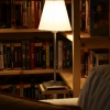 Libreria Gretel: Particolare porta lampada.
